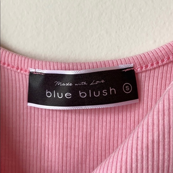 Crop top - Picture 2 of 3